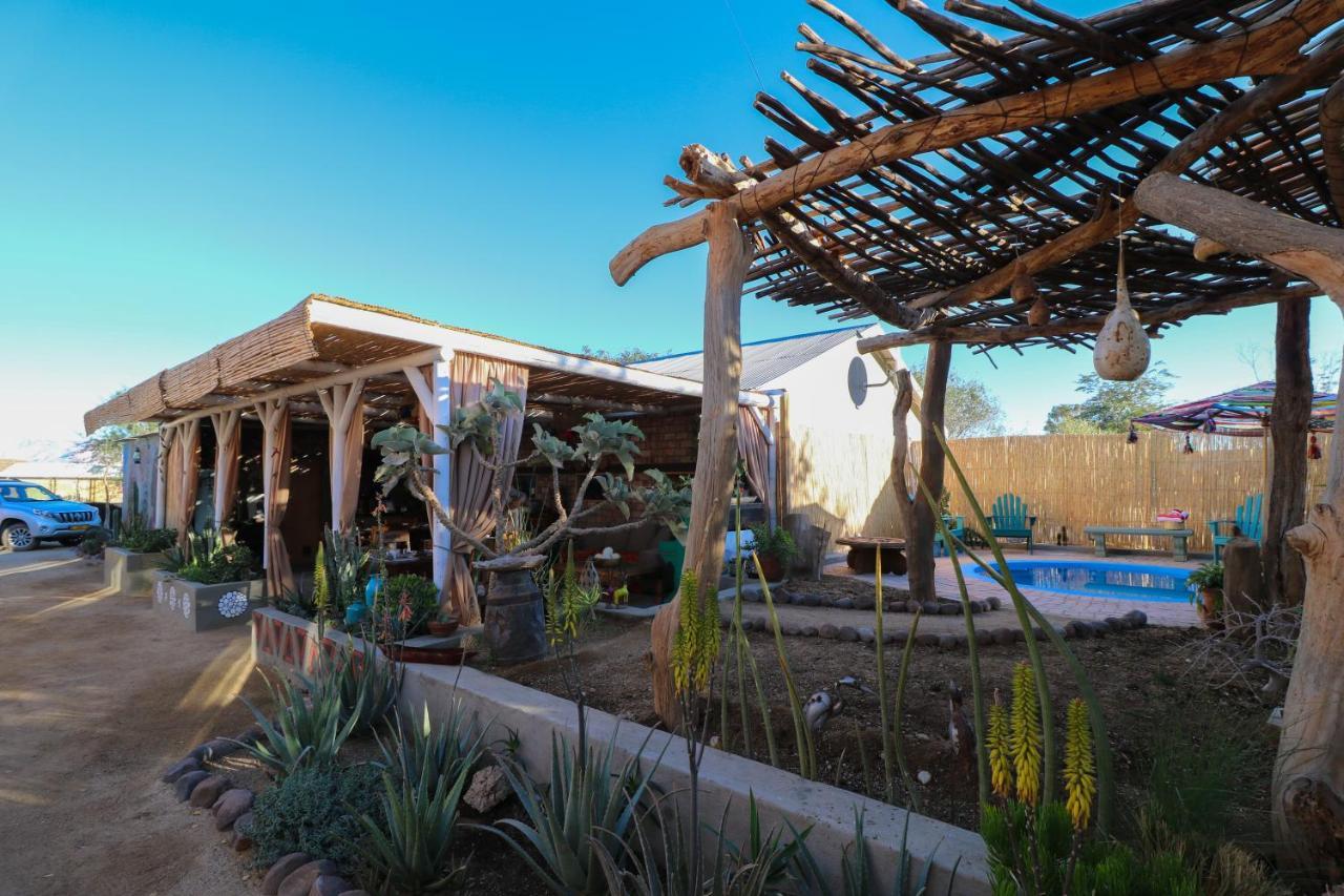 The Desert House Uis Экстерьер фото